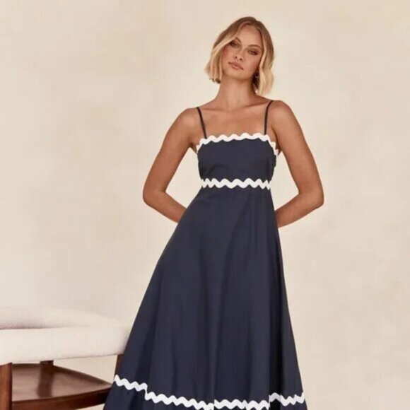 Women's Spaghetti Strap Maxi Dress - Picture 1 of 7